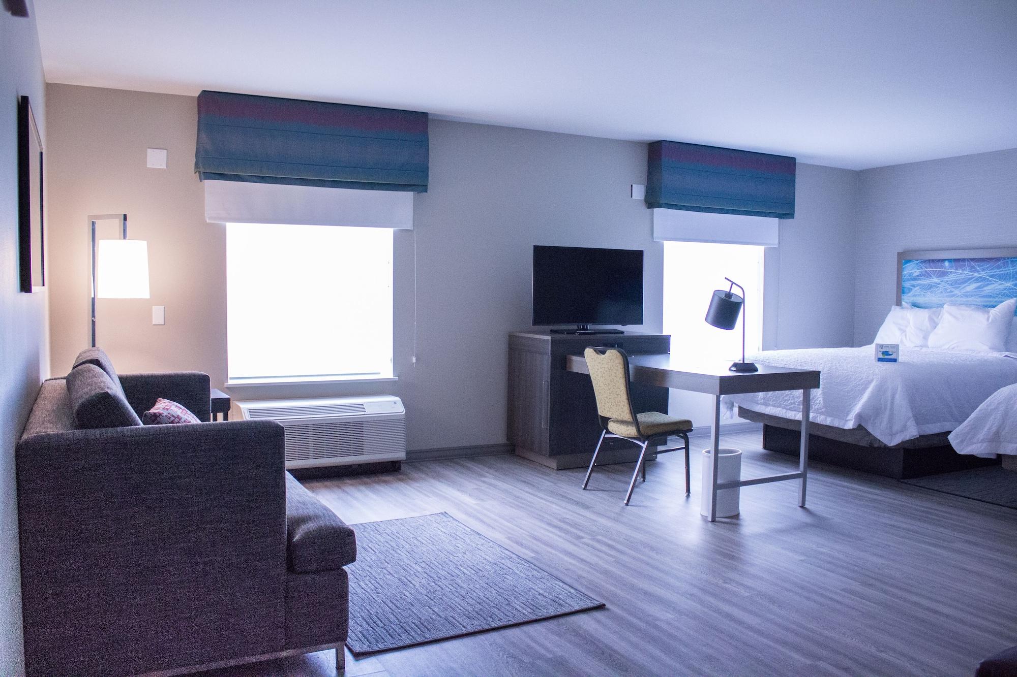 Hampton & Cranberry Township/mars Hotel 3*