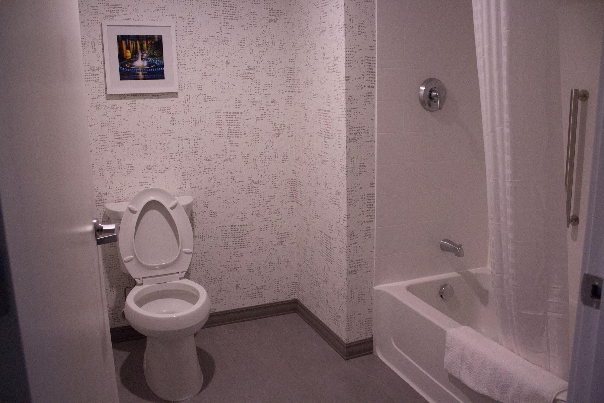Hampton & Cranberry Township/mars 3* Cranberry Township