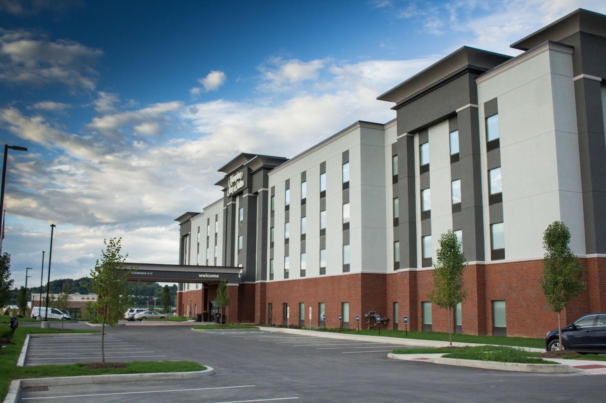 Hotel Hampton & Cranberry Township/mars