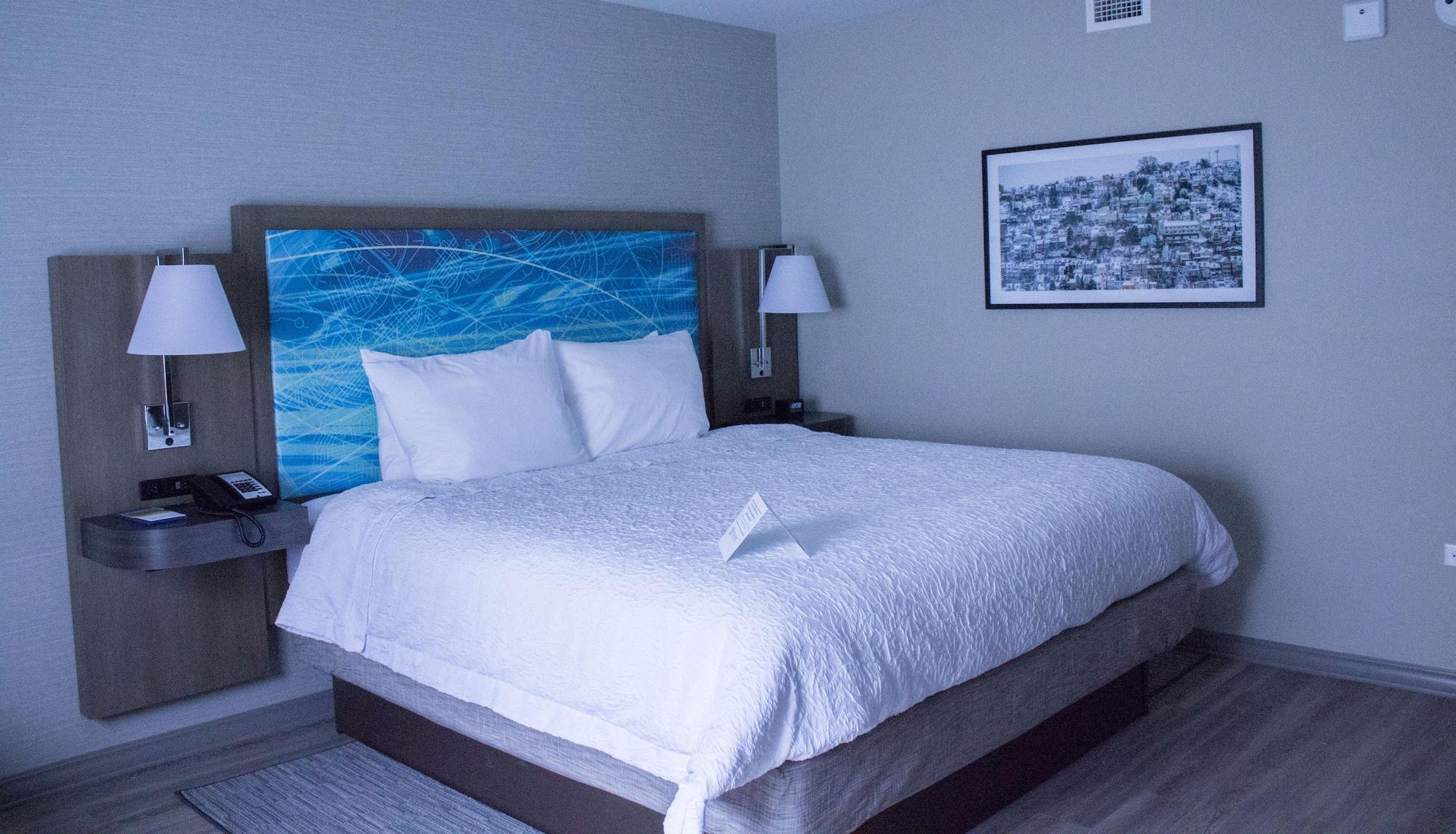 Hampton & Cranberry Township/mars Hotel 3*